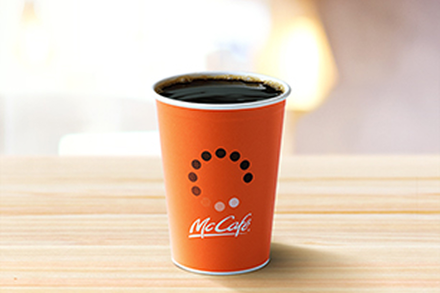 프리미엄 커피 브랜드 맥카페 출시 따뜻한 아메리카노 제품